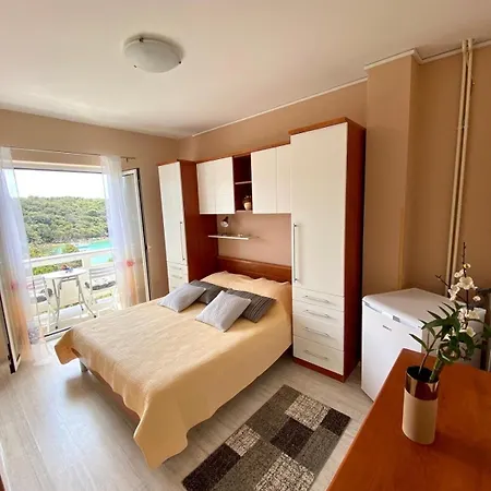 And By The Sea Gozinka, Rab - 24767 Affittacamere 3*